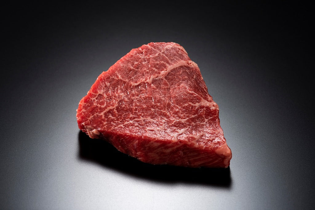 鳥取和牛ももステーキ 約300g (150g×2)