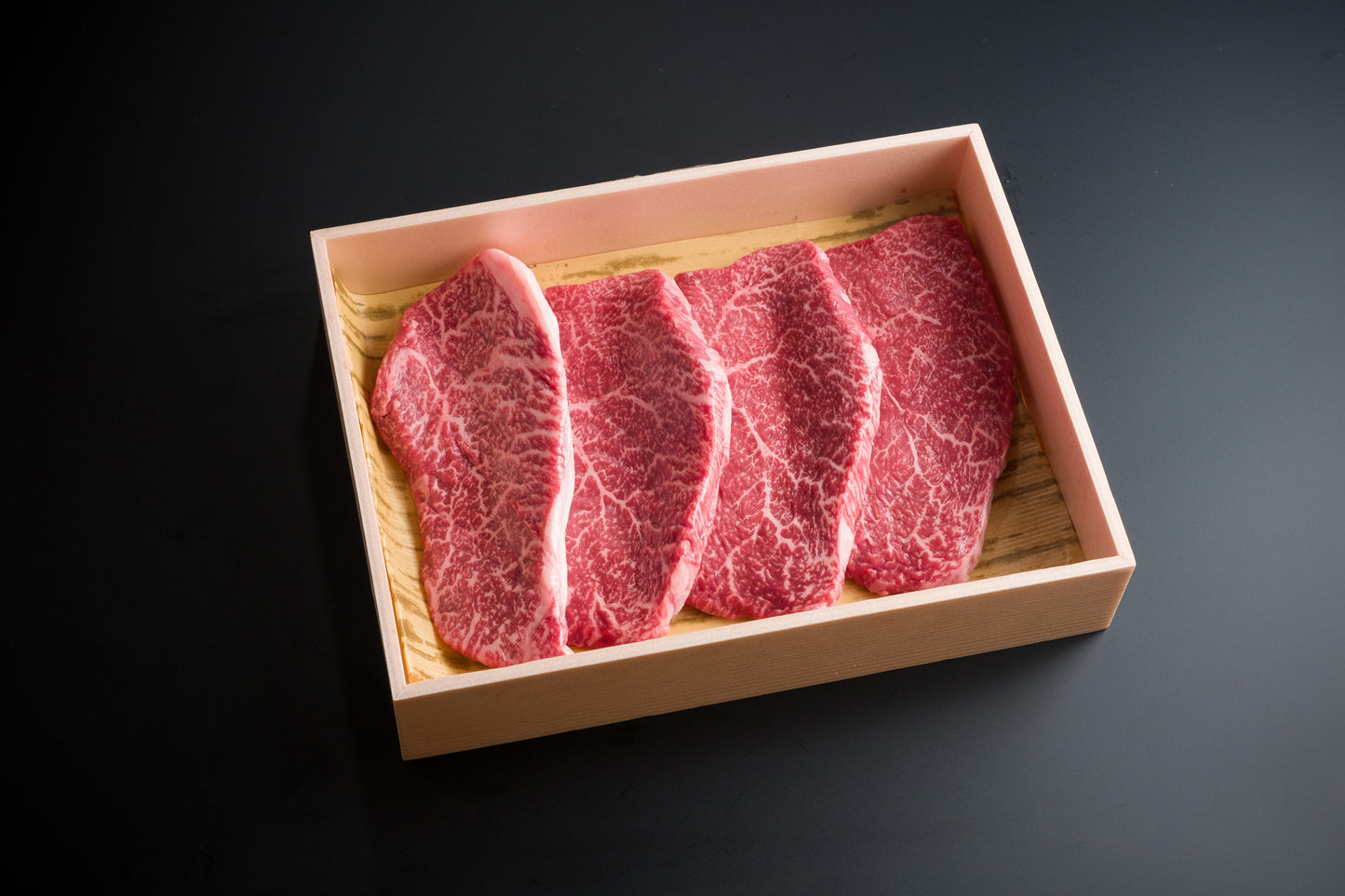 鳥取和牛ももステーキ 約600g (150g×4)